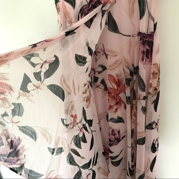 Calvin Klein Floral Chiffon V-neck Dress - Picture 9 of 16